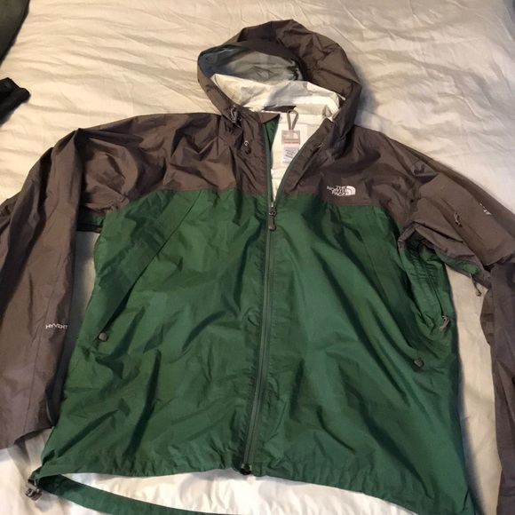 the north face rain on lightweight full zip jacket